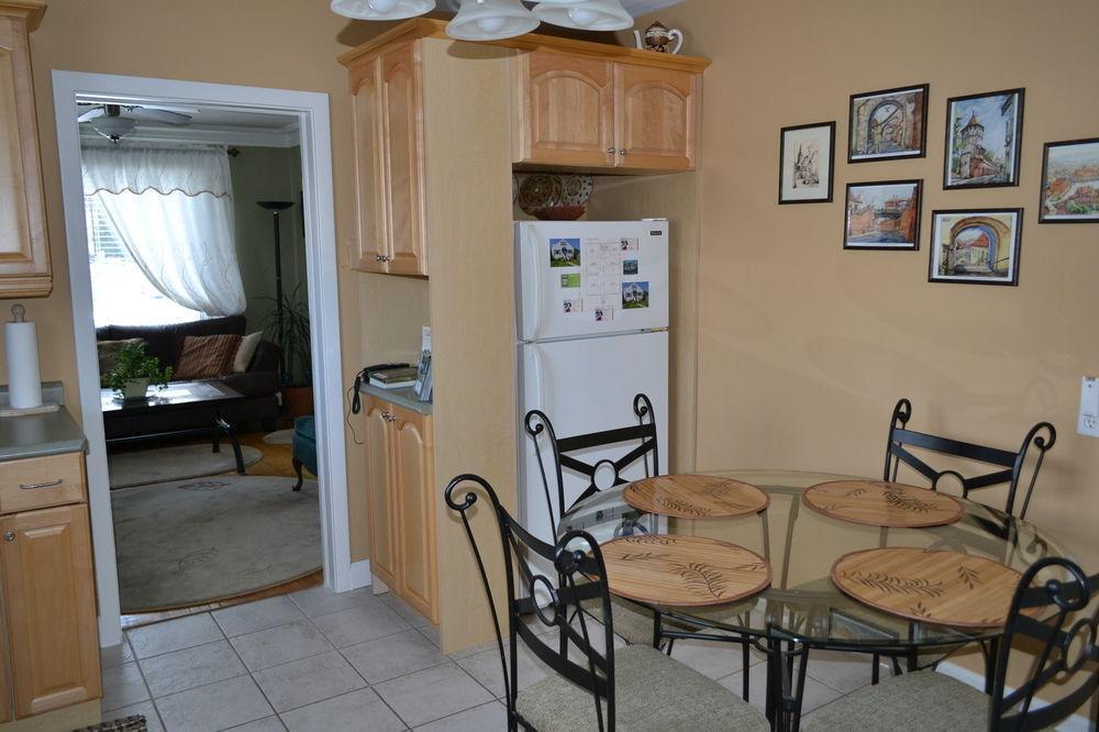 ניאגרה און דה לייק Williams Gate Bed & Breakfast Private Suites מראה חיצוני תמונה