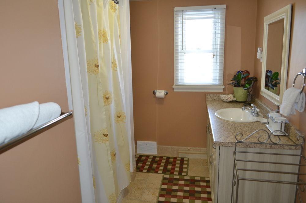 ניאגרה און דה לייק Williams Gate Bed & Breakfast Private Suites מראה חיצוני תמונה