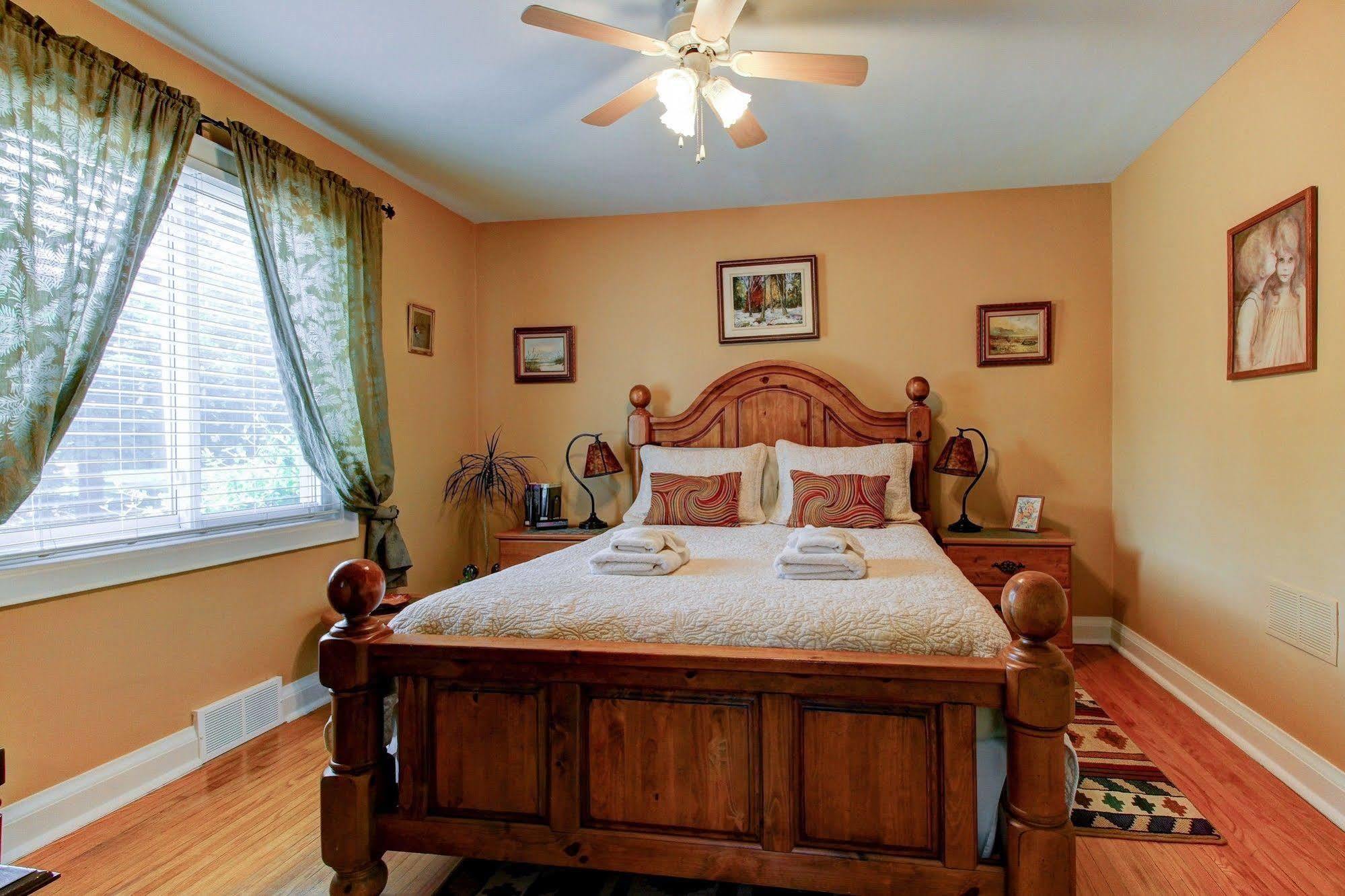 ניאגרה און דה לייק Williams Gate Bed & Breakfast Private Suites מראה חיצוני תמונה