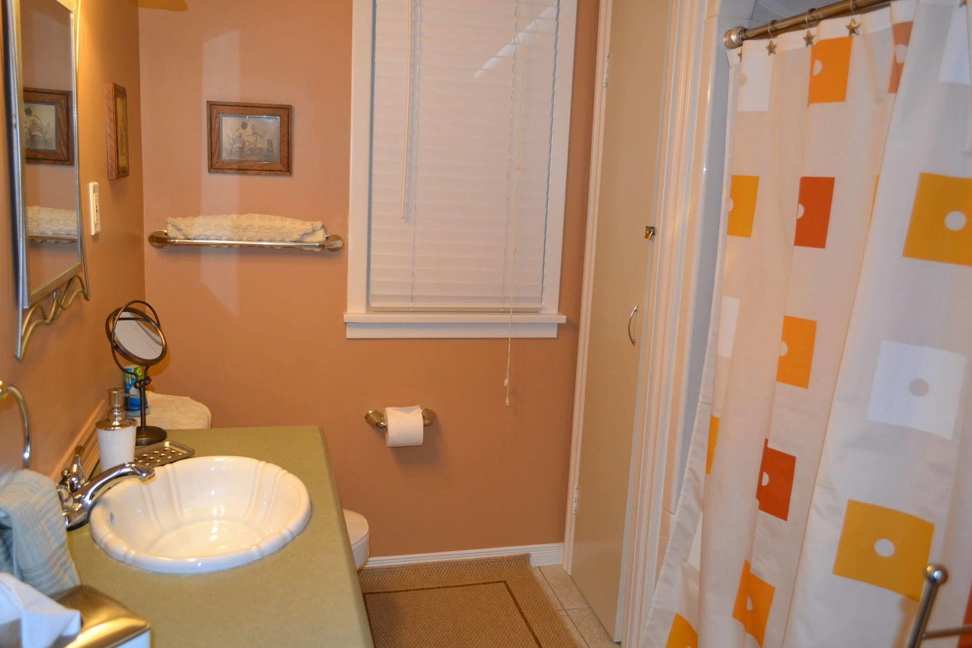 ניאגרה און דה לייק Williams Gate Bed & Breakfast Private Suites מראה חיצוני תמונה