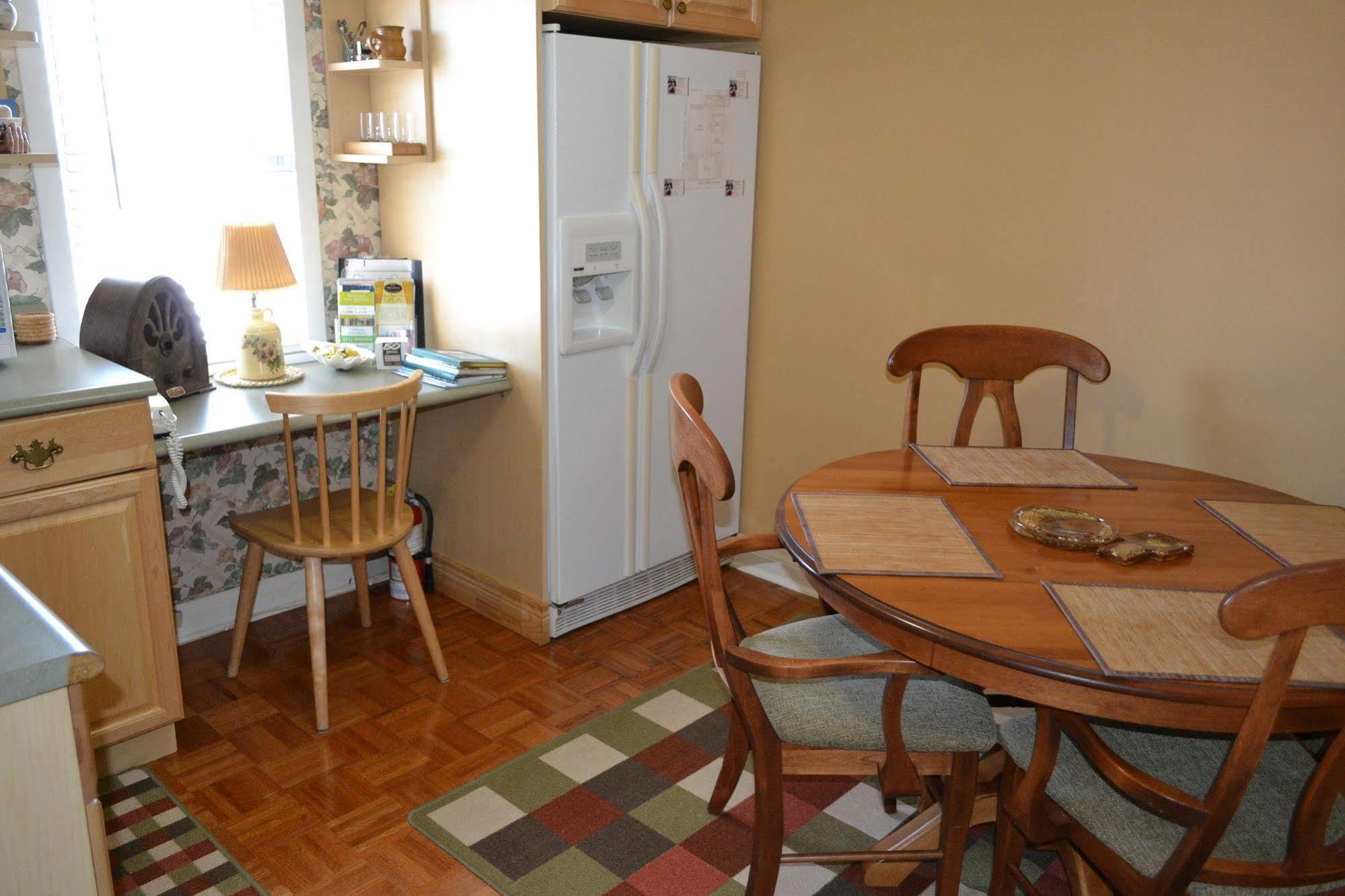 ניאגרה און דה לייק Williams Gate Bed & Breakfast Private Suites מראה חיצוני תמונה