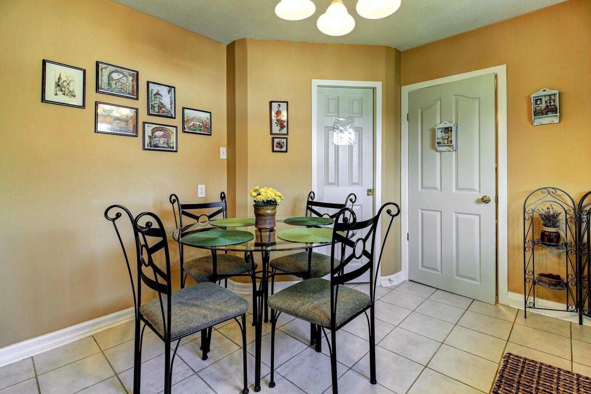 ניאגרה און דה לייק Williams Gate Bed & Breakfast Private Suites מראה חיצוני תמונה